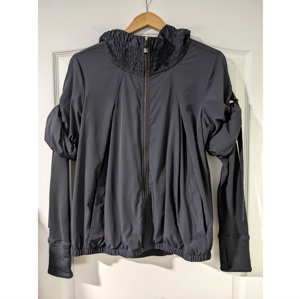 Lululemon | Dog Whisperer Jacket in grey